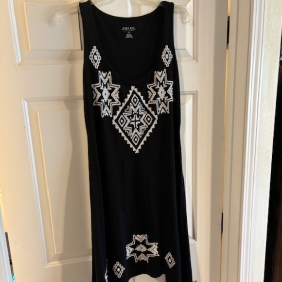 Roper Embroidered handkerchief dress/tunic- NEW - Picture 1 of 4